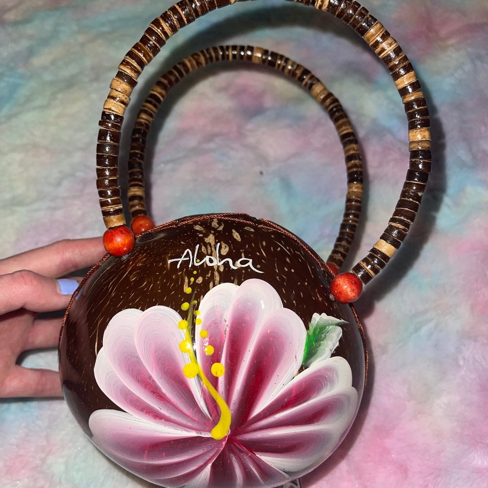 Coconut purse